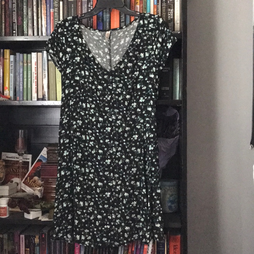 Short sleeve flower dress with POCKETS